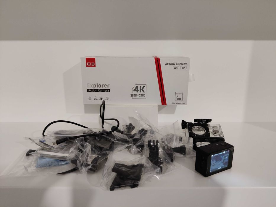 Câmara de ação 4K Explorer/ EIE à prova de água + varios acessórios