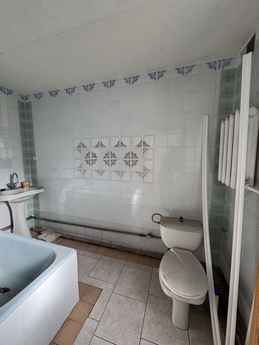 Цегляний будинок у Брошнів-Осаді