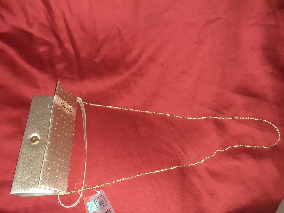 Mala de Cerimónia Dourada