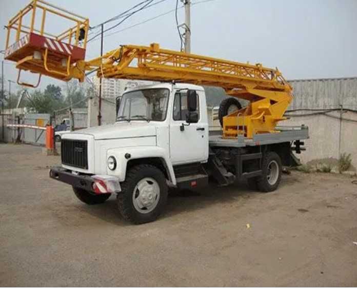 Автовишка м.Корець. Послуги автовишки 17 м. вишка.автовежа.