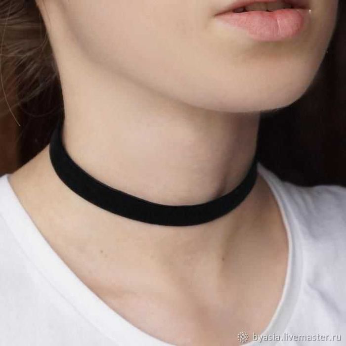 черный бархатный блестящий чокер украшение колье