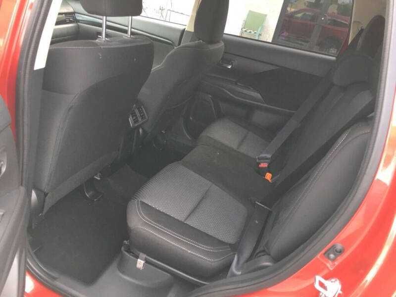 2019 Mitsubishi Outlander ES