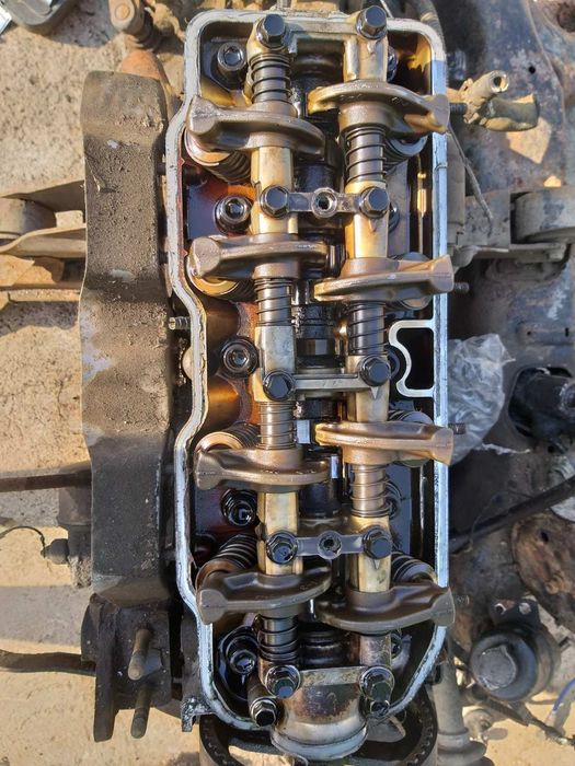 Продам головку Митсубиши Галант хундай 87- 92 г 88-92гг