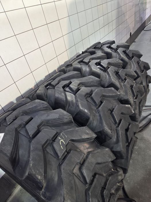 Opony 17.5-24  Camso