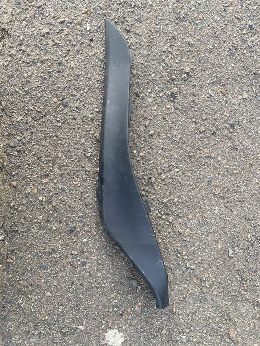 Накладка бампера передня права VOLVO XC60 2013-2017 б/у оргінал