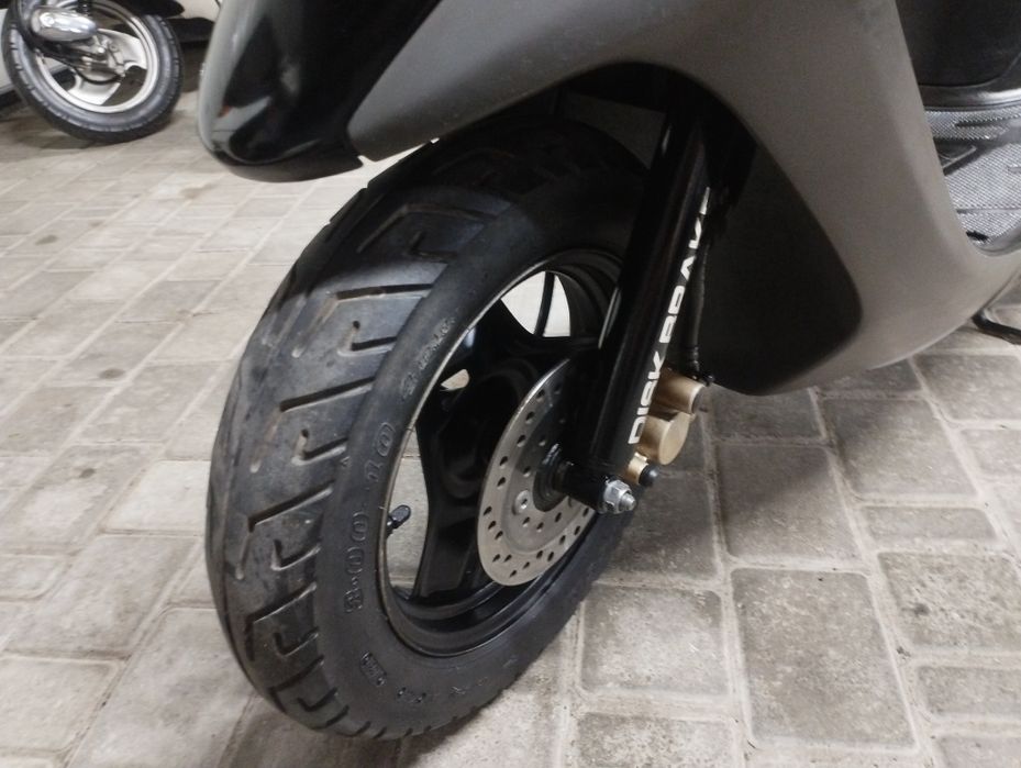 Скутер мопед Honda  Dio 35 ZX с контейнера без пробега по Украине