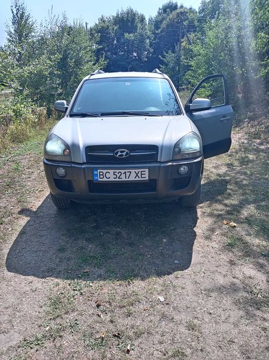 Автомобіль Hyndai Tucson