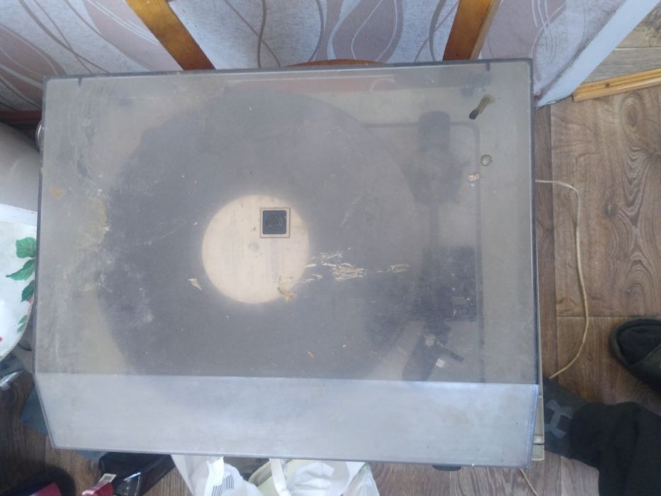 Магнитофон кнопка нашлась