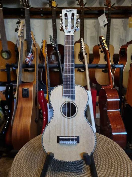 Mahalo MP2 Pearl ukulele koncertowe z pokrowcem MP-2 solid top