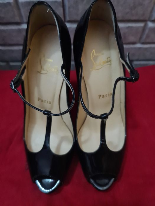 Sapatos Louboutin pump usados tamanho 37.5