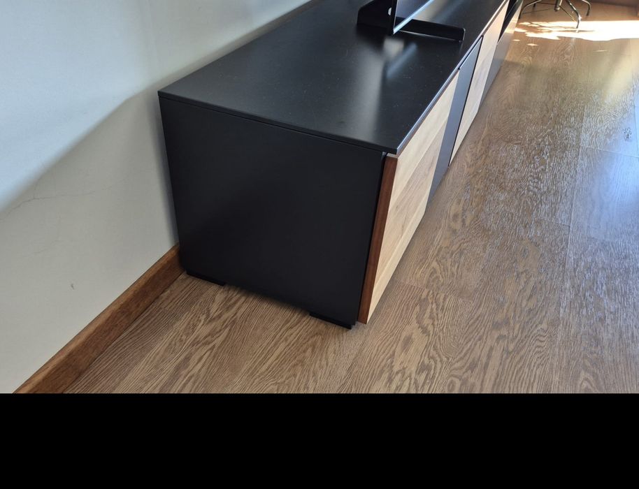 Movel TV /  Designer Oliver B.