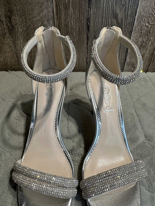 sandały damskie na słupku buffalo 39