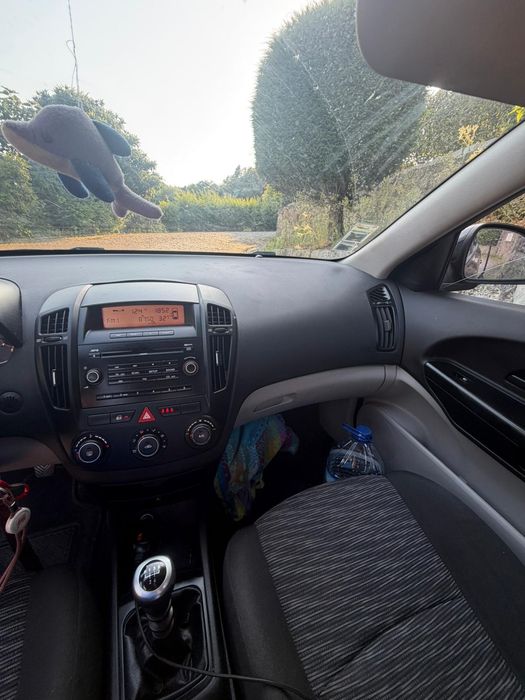 Vendo carrinha kia ceed 1.6crdi do ano 2008