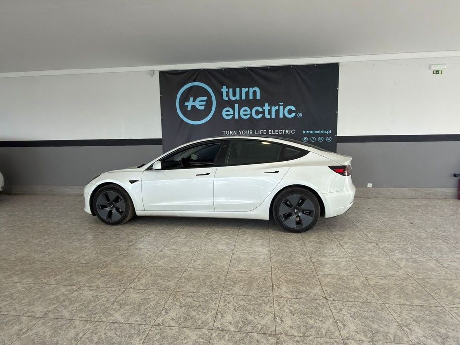 Tesla Model 3 Long-Range Dual Motor AWD
