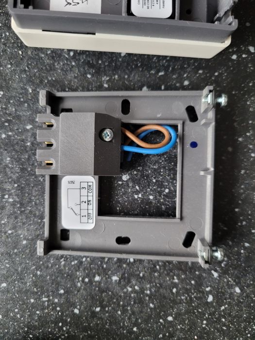Termostat naścienny Danfoss
