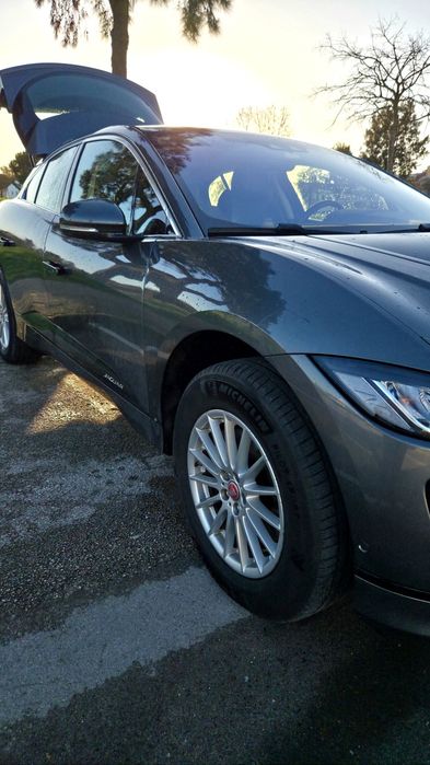 Jaguar I-Pace EV400