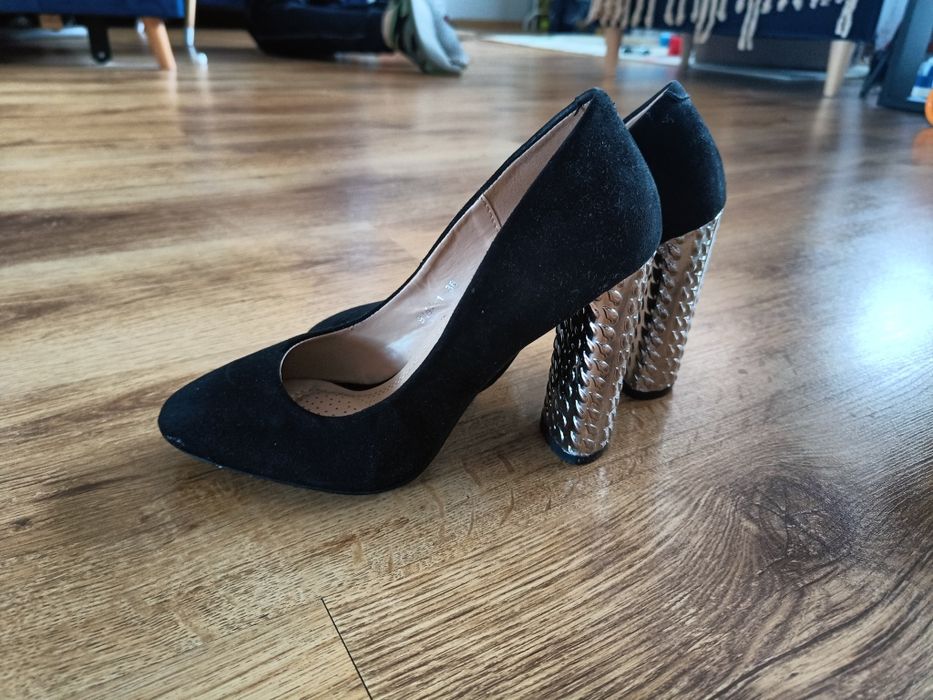 Półbuty czółenka Vices rozm.36