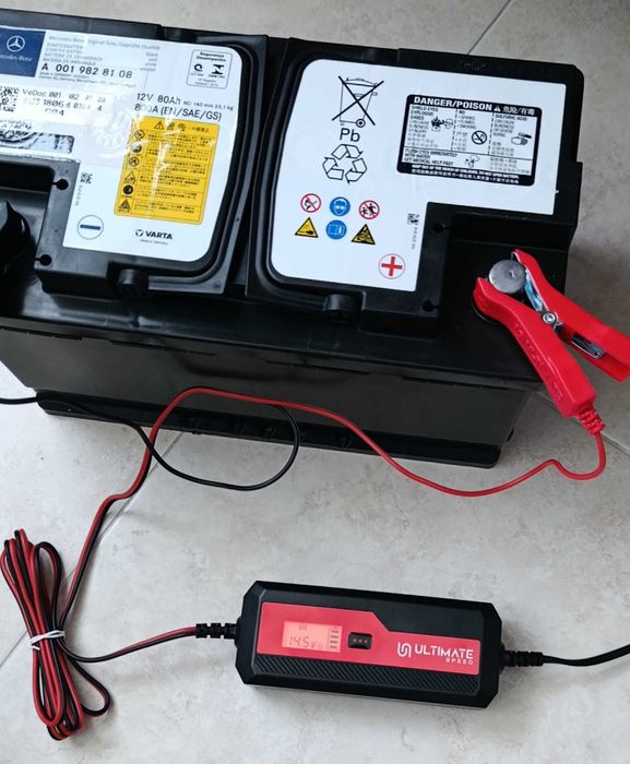 Bateria AGM 12V 80Ah 800A — Universal Mercedes VARTA Start Stop