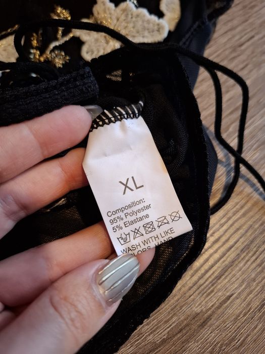 Топ в метелики XL
