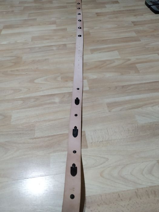 Cinto medieval em couro