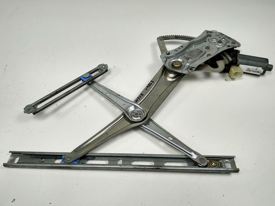 ELEVADOR DE VIDRO FRONTAL ESQUERDO MERCEDES-BENZ CLK DESCAPOTAVEL 2001