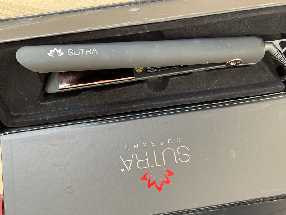 Prancha de alisamento SUTRA Supreme IR Ionic  Infrared COMO NOVO