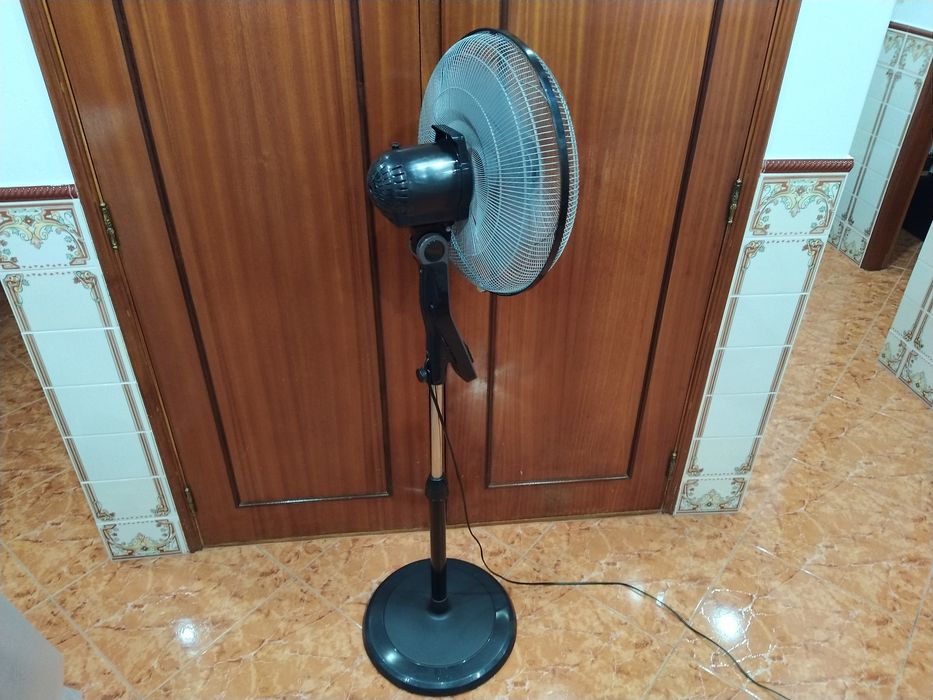 Ventoinha ventilador Rowenta turbo casa quarto apartamento vivenda escritório gabinete cozinha.