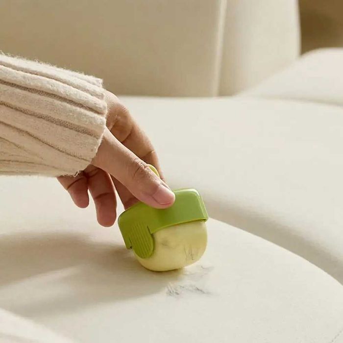 Багаторазовий ролик від шерсті для чищення одягу та меблів