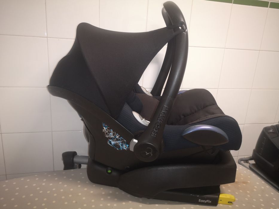 Babycoque / ovo maxi-cosi cabriofix + base easyfix