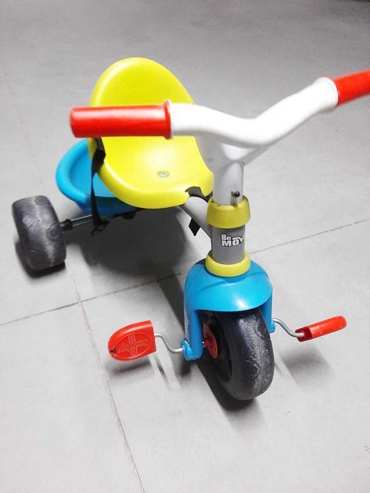Triciclo de criança