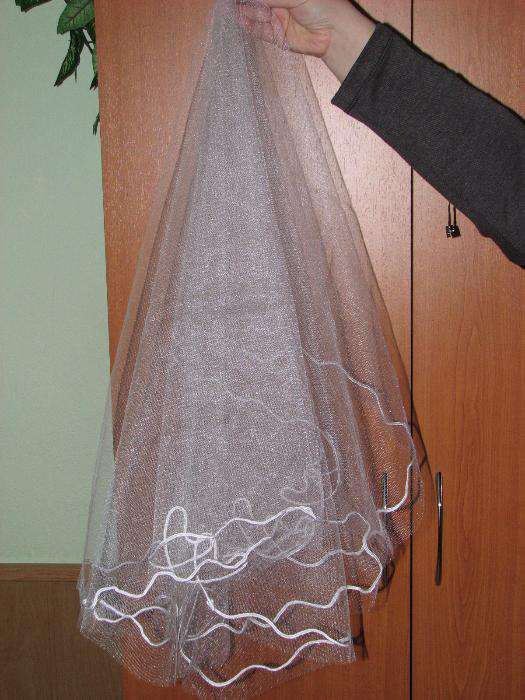 Свадебная фата красивая