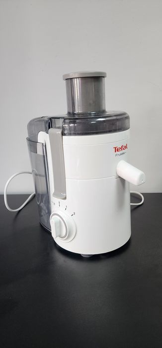 Соковижималка Tefal ZE370138 Frutelia
