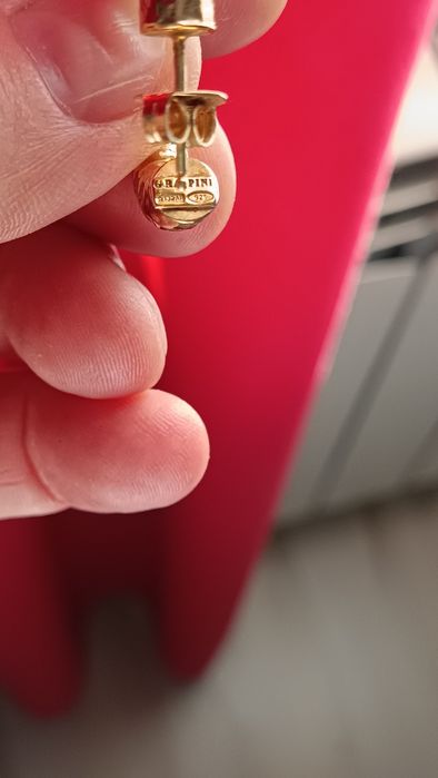 Kolczyki koła ze srebra próby 925 pozłacanego.