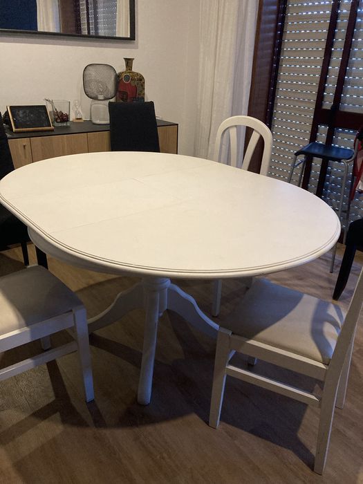 Mesa pé de galo + 4 cadeiras