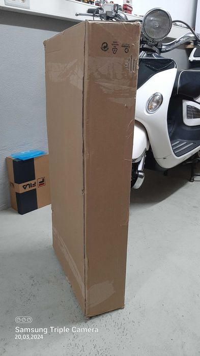 Duas Cadeiras dobraveis em Madeira NOVAS