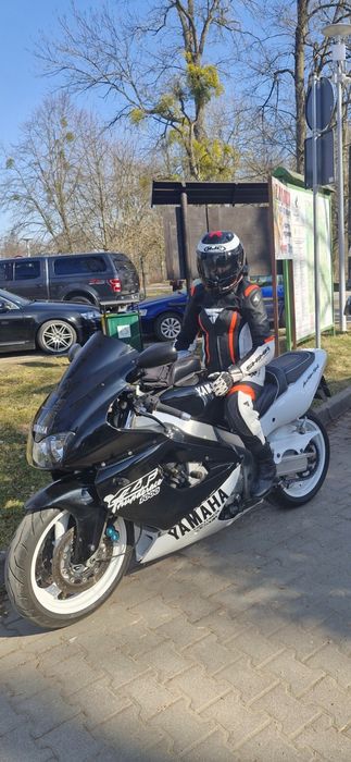 Yamaha Thunderace YZF 1000 R