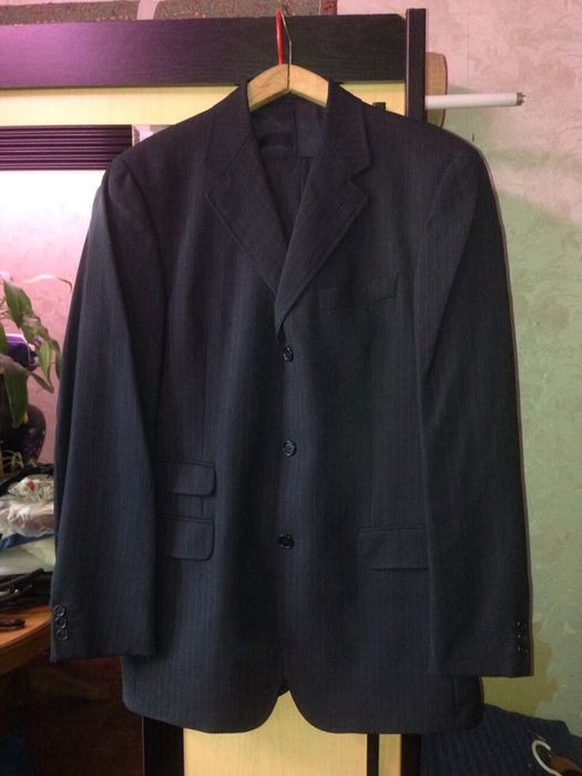 Фирменный итальянский костюм Cerruti1881 (50)