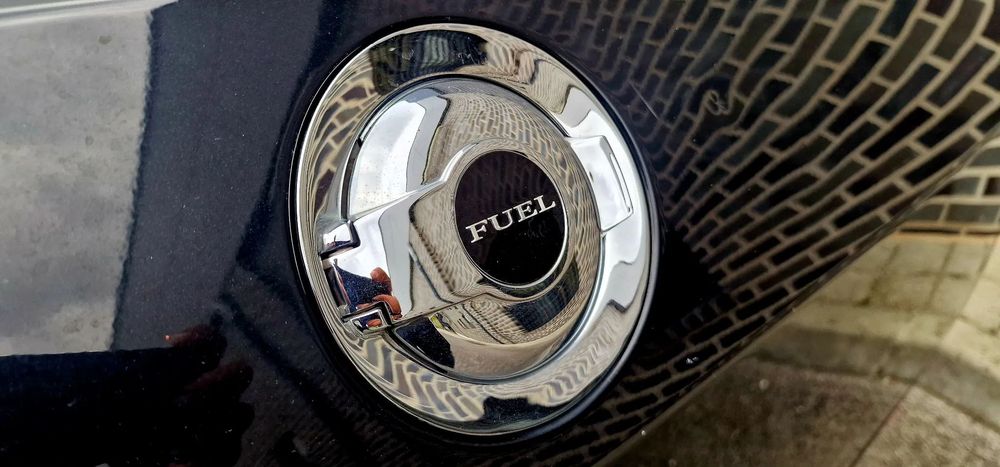Dodge Challenger Auto SRT8