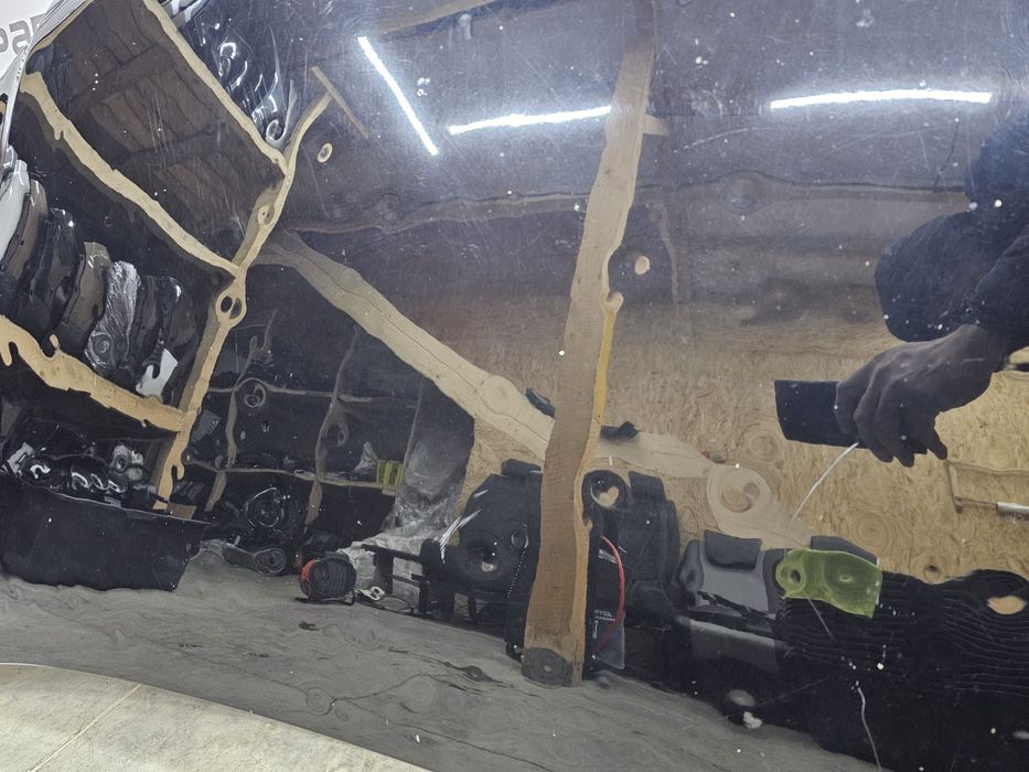 Капот VW Touran Lift Тоуран 2007-2010 LC9X Град