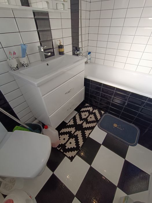 Продається компактний житловий будинок з ремонтом