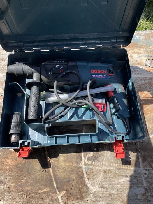 Перфоратор BOSCH GBH 2-28 DFV 900 Вт, 3.2 Дж, SDS-Plus, кейс, 3 режими