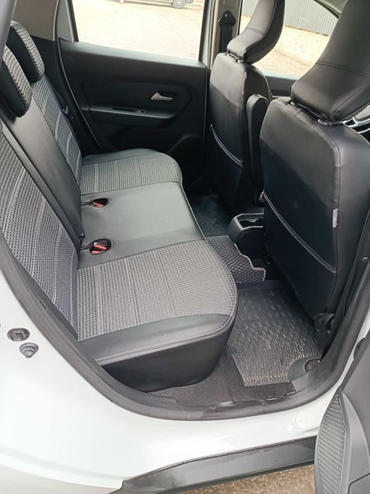 Renault Duster 2023 року