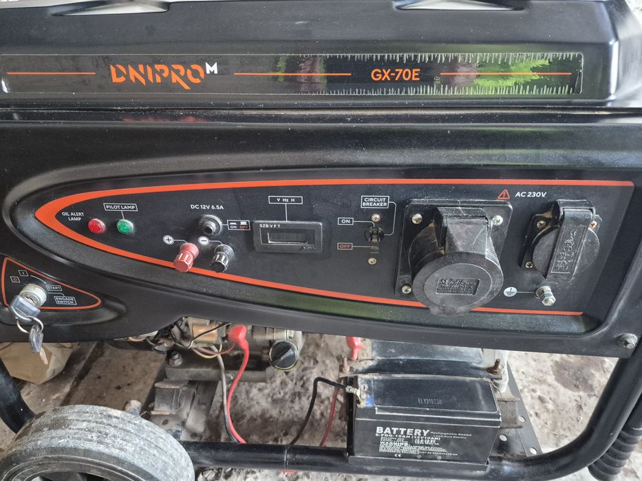 Продам генератор GX 70 E