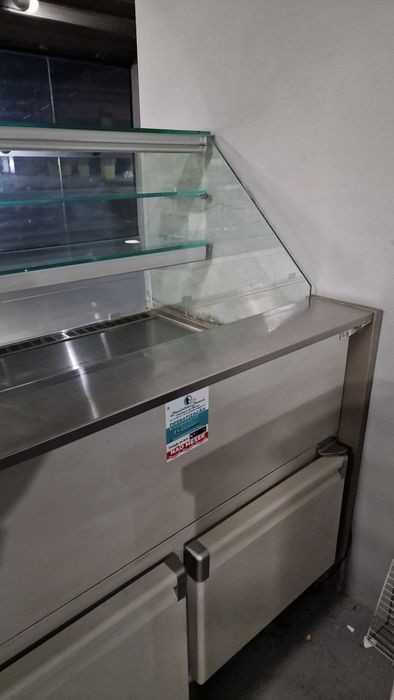 Oportunidade: Equipamentos e mobiliário para café