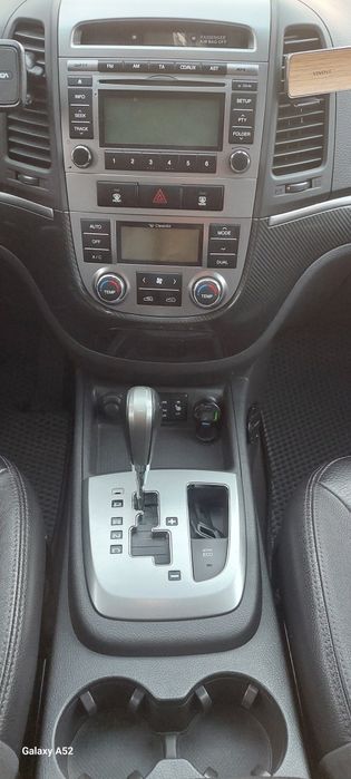 Hyundai Santa FE 2010 VIN KMHSH81XDBU689630 фото оголошення 12 з 21