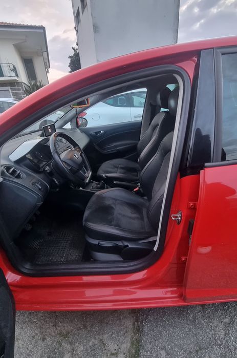 SEAT Ibiza 1.2 Gasolina – 2015 | 7.100€ (Negociável)

Vendo SEAT Ibiza