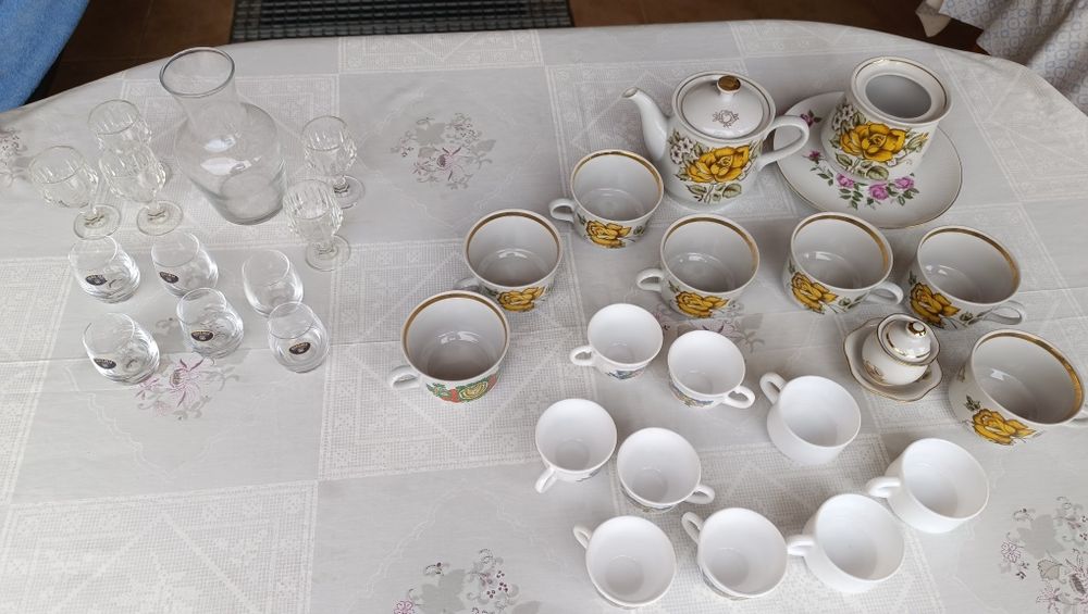 Serviço de chá em porcelana