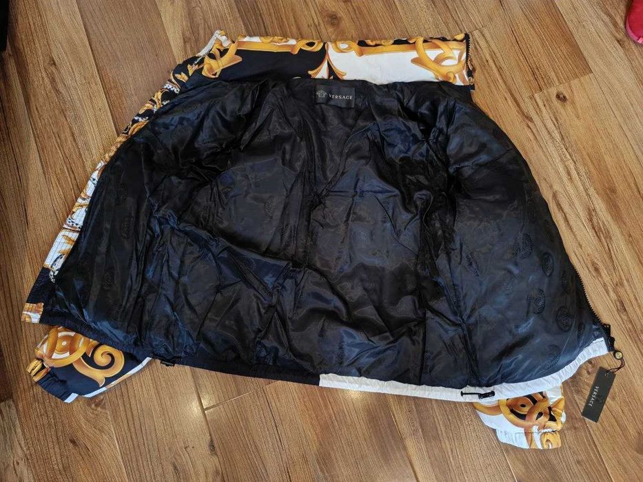 Пуховик Versace с принтом Barocco Acanthus  унисекс, XXL женск, L мужс