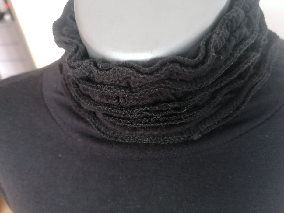 Włoski śliczny półgolf czarny z wiskozy milutki S/M