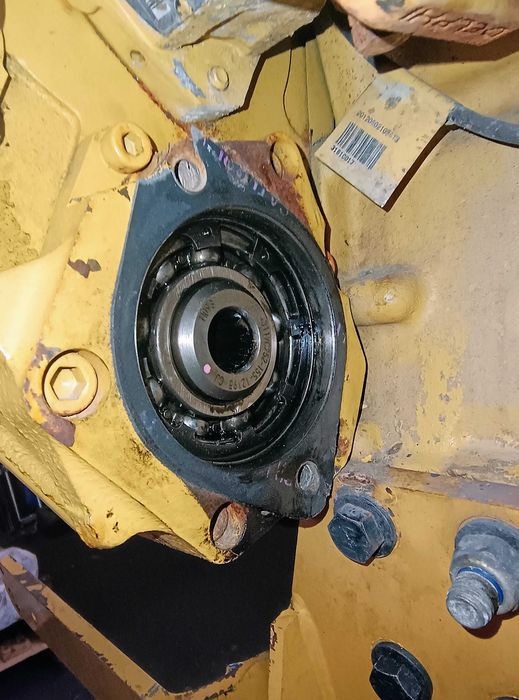 Sprzęgło osprzętu pompy rozrządu CAT C4.4 Perkins 1104